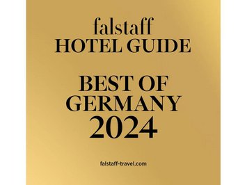 Falstaff - beste Hotels des Jahres falstaff Hotel Guide Best of Germany 2024 award in black on gold background